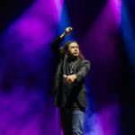 Whindersson Nunes leva humor e reflexão ao público do Nordeste em uma turnê imperdível promovida pela Non Stop.